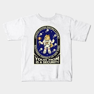 Doge wo helmet / Crypto v. SEC ("YOUR MOM IS A SECURITY") Kids T-Shirt